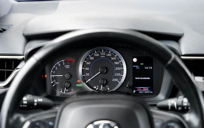 Toyota Corolla cena 77900 przebieg: 118491, rok produkcji 2019 z Piła małe 562
